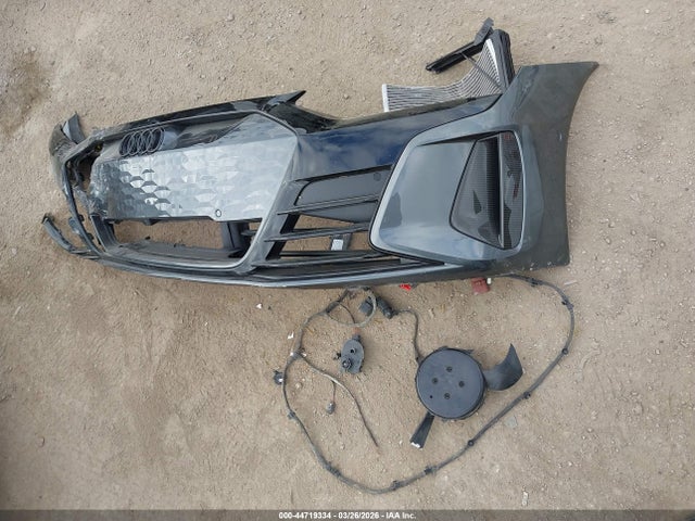 44719334 :رقم المزاد ، WAUBHBFW9P7901116 vin ، 2023 Audi Rs E-tron Gt Quattro مزاد بيع