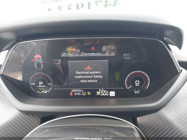44719334 :رقم المزاد ، WAUBHBFW9P7901116 vin ، 2023 Audi Rs E-tron Gt Quattro مزاد بيع