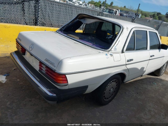 Aukcja sprzedaży 1982 Mercedes-benz 240 D, vin: WDBAB23A1CB310714, numer aukcji: 44719337
