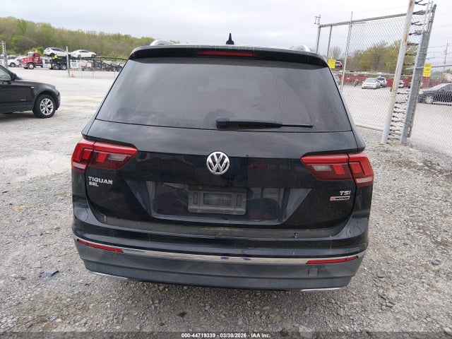 2018 Volkswagen Tiguan 2.0t Se/2.0t Sel მანქანა იყიდება აუქციონზე, vin: 3VV2B7AX4JM214545, აუქციონის ნომერი: 44719339