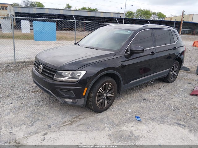2018 VOLKSWAGEN TIGUAN 3VV2B7AX4JM214545 Photo 1