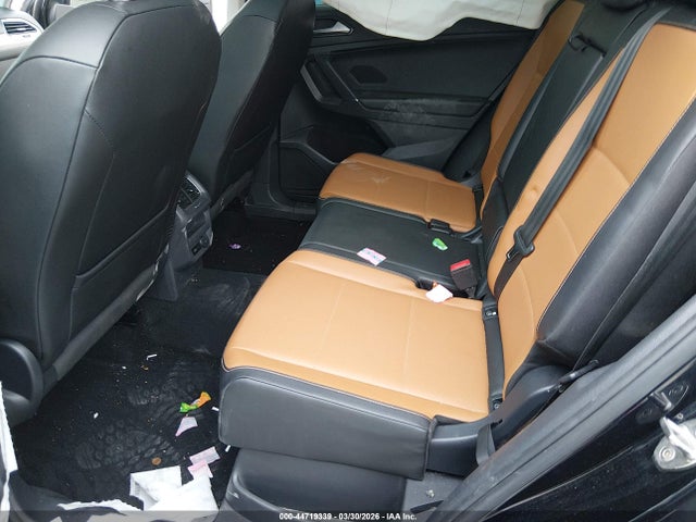 2018 VOLKSWAGEN TIGUAN 3VV2B7AX4JM214545 Photo 7