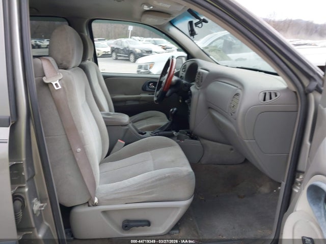 44719349 :رقم المزاد ، 1GNDT13S752106332 vin ، 2005 Chevrolet Trailblazer Ls مزاد بيع