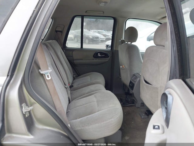 44719349 :رقم المزاد ، 1GNDT13S752106332 vin ، 2005 Chevrolet Trailblazer Ls مزاد بيع