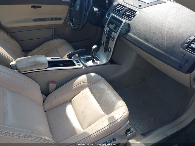 2011 VOLVO C70 YV1672MC1BJ120614 Photo 4