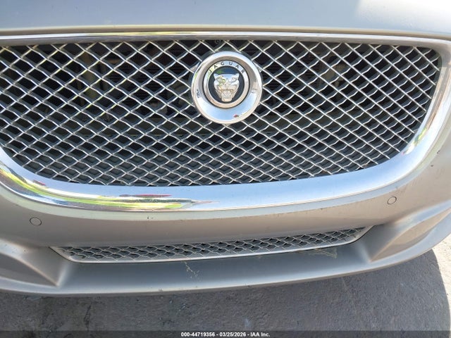 2011 JAGUAR XJ SAJWA2GB5BLV05318 Photo 5