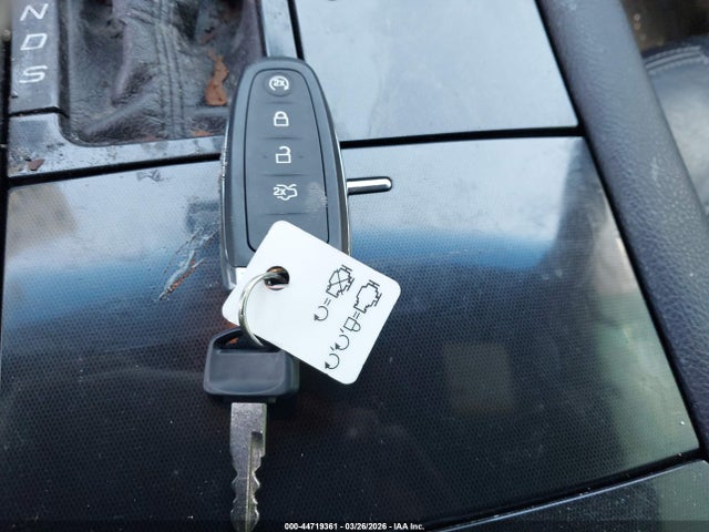 2014 Ford Taurus Sho მანქანა იყიდება აუქციონზე, vin: 1FAHP2KT0EG123383, აუქციონის ნომერი: 44719361