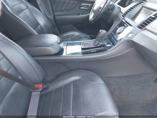 2014 Ford Taurus Sho მანქანა იყიდება აუქციონზე, vin: 1FAHP2KT0EG123383, აუქციონის ნომერი: 44719361