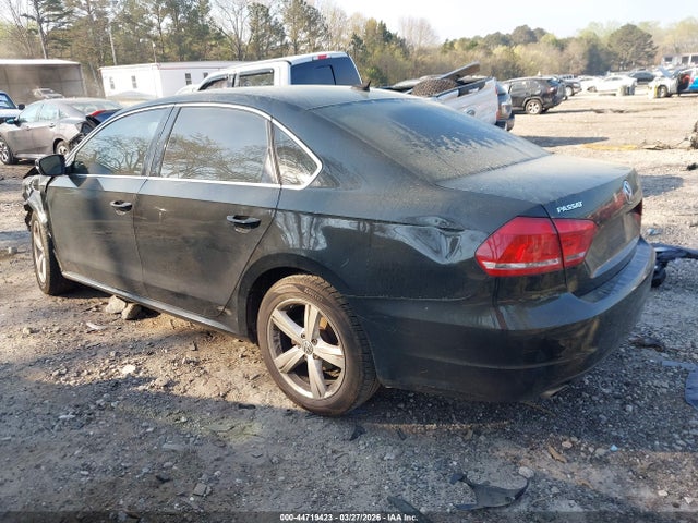 1VWBV7A36FC082185 Volkswagen Passat 2.0l Tdi Se