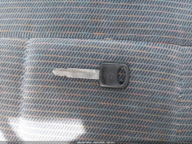 1994 FORD F150 1FTEF15N5RNA14197 Photo 10