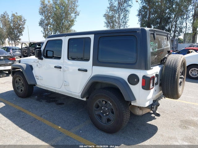 1C4HJXDN8JW232522 Jeep Wrangler Unlimited Sport 4x4