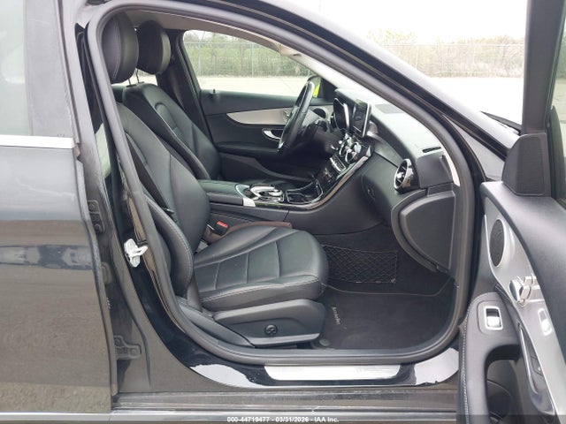 44719477 :رقم المزاد ، 55SWF4KB1FU029403 vin ، 2015 Mercedes-benz C 300 4matic مزاد بيع