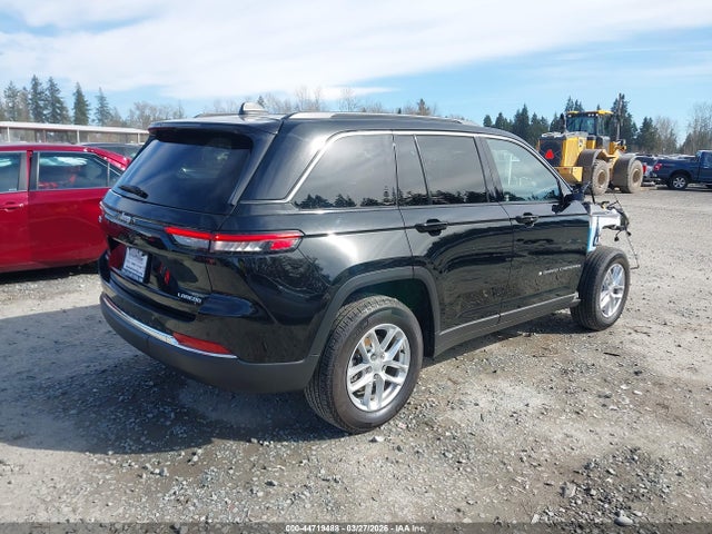 1C4RJHAG3SC285518 Jeep Grand Cherokee Laredo X 4x4
