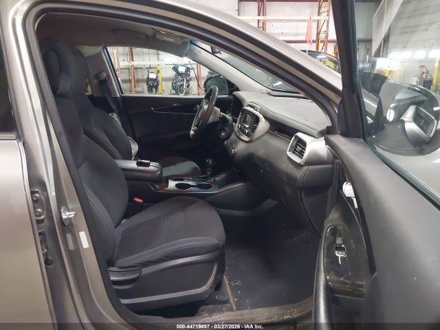 Продаж на аукціоні авто 2017 Kia Sorento 3.3l Lx, vin: 5XYPGDA54HG194162, номер лоту: 44719497