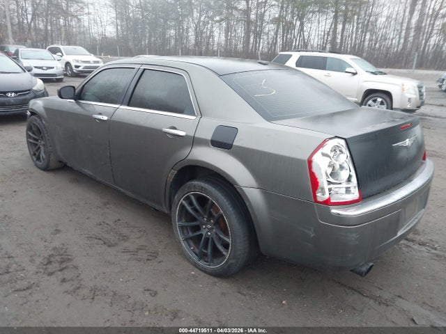 2009 CHRYSLER 300C 2C3KA63TX9H562337 Photo 2