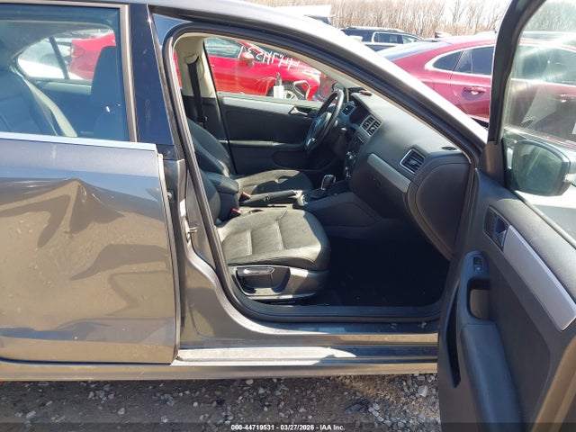 44719531 :رقم المزاد ، 3VWLP7AJ9CM323745 vin ، 2012 Volkswagen Jetta 2.5l Sel مزاد بيع