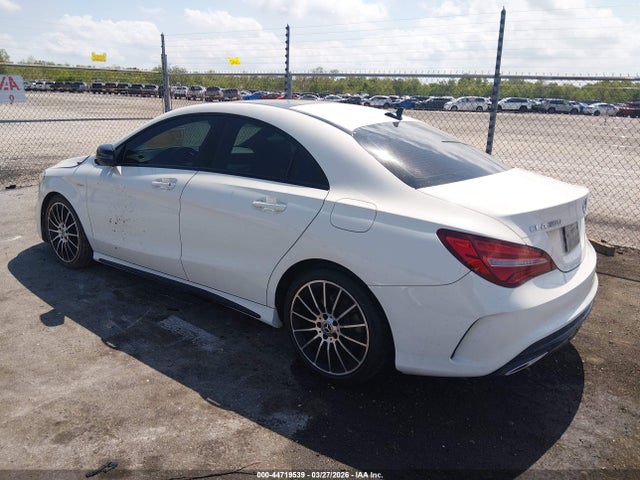 WDDSJ4GB3JN535807 Mercedes-Benz CLA 250 4MATIC