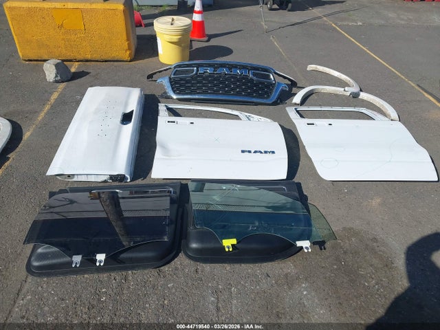 Продаж на аукціоні авто 2025 Ram 1500 Big Horn  4x4 5'7 Box, vin: 1C6SRFFP7SN591091, номер лоту: 44719540