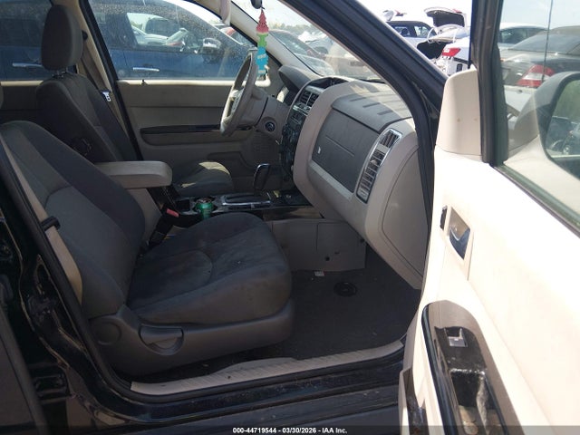 44719544 :رقم المزاد ، 4F2CZ96118KM13651 vin ، 2008 Mazda Tribute S Touring مزاد بيع