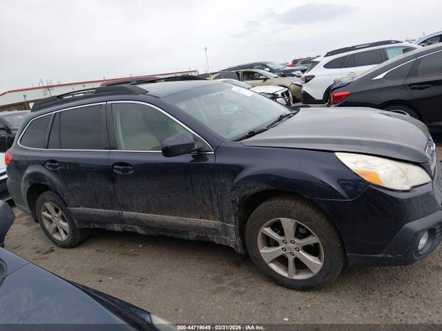 44719549 :رقم المزاد ، 4S4BRBLC5E3215150 vin ، 2014 Subaru Outback 2.5i Limited مزاد بيع