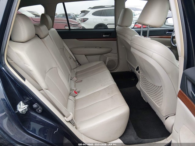 44719549 :رقم المزاد ، 4S4BRBLC5E3215150 vin ، 2014 Subaru Outback 2.5i Limited مزاد بيع
