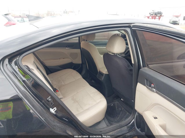 Продаж на аукціоні авто 2017 Hyundai Elantra Se, vin: 5NPD84LF3HH069880, номер лоту: 44719569