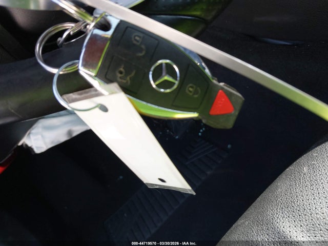 Aukcja sprzedaży 2017 Mercedes-benz C 300 4matic, vin: WDDWF4KB4HR223315, numer aukcji: 44719570
