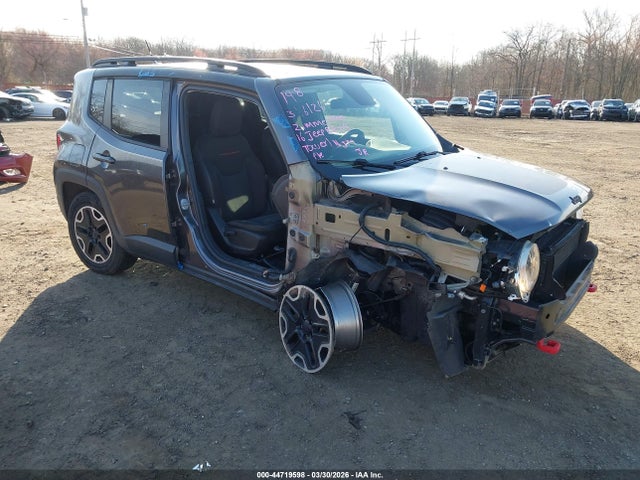 2016 JEEP RENEGADE ZACCJBCT8GPC92240