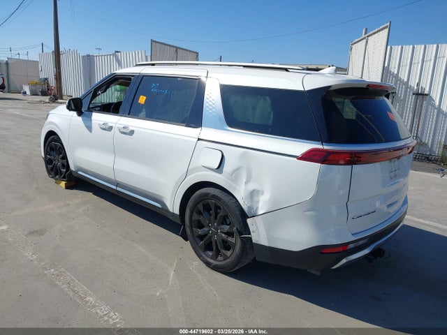 KNDNE5H36N6069220 KIA Carnival Mpv Sx