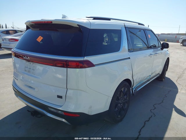KNDNE5H36N6069220 KIA Carnival Mpv Sx