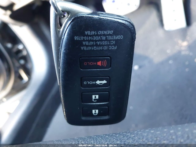 2016 LEXUS IS 200T JTHBA1D2XG5033381 Photo 10