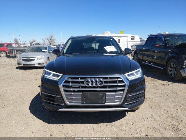 44719624 :رقم المزاد ، WA1BNAFY1J2213469 vin ، 2018 Audi Q5 2.0t Premium/2.0t Tech Premium مزاد بيع