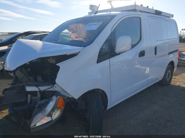 Nissan NV200 SV 2015 3N6CM0KN0FK693919 Image 2