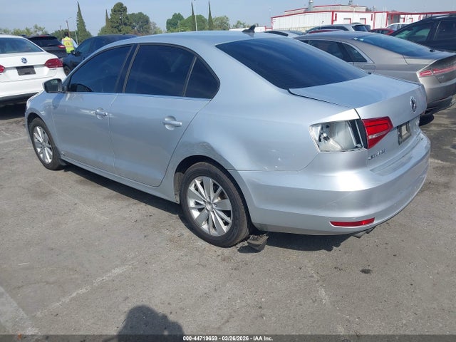 3VWD17AJ4FM401956 Volkswagen Jetta 1.8t Se