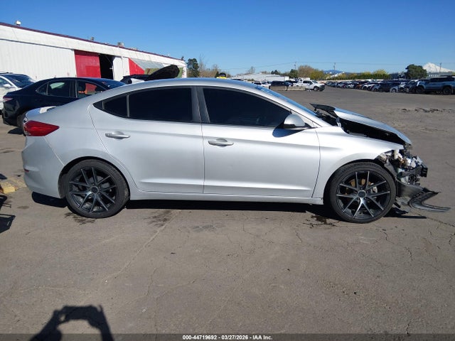 Продажа на аукционе авто 2017 Hyundai Elantra Se, vin: 5NPD74LF8HH203351, номер лота: 44719692
