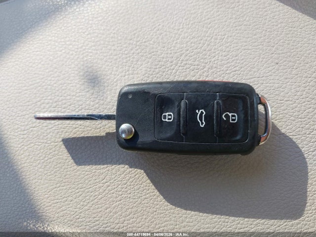44719694 :رقم المزاد ، 3VWDX7AJ2CM352198 vin ، 2012 Volkswagen Jetta 2.5l Se مزاد بيع