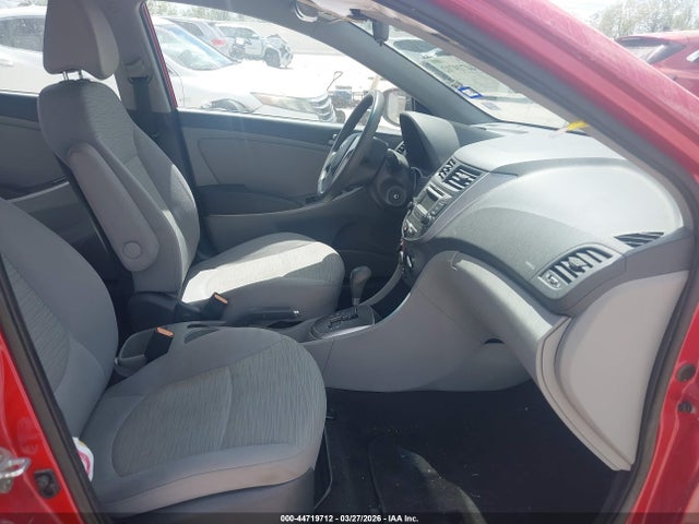 KMHCT4AE1GU965695 Hyundai ACCENT SE