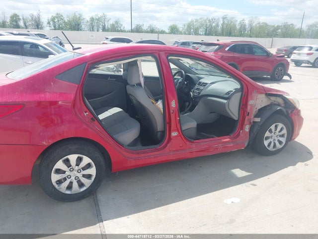 KMHCT4AE1GU965695 Hyundai ACCENT SE