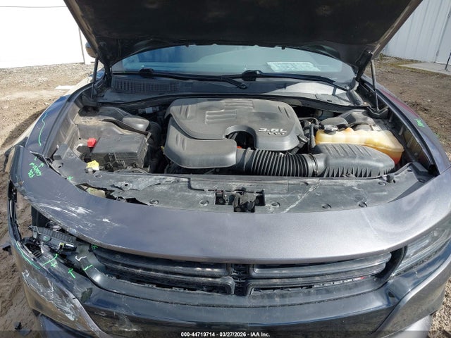 2015 Dodge Charger Sxt მანქანა იყიდება აუქციონზე, vin: 2C3CDXJG4FH927789, აუქციონის ნომერი: 44719714