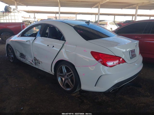 2015 MERCEDES-BENZ CLA 250 WDDSJ4EB2FN172507 Photo 2