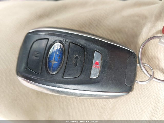 4S4BSBNC9F3303816 Subaru Outback 2.5i Limited