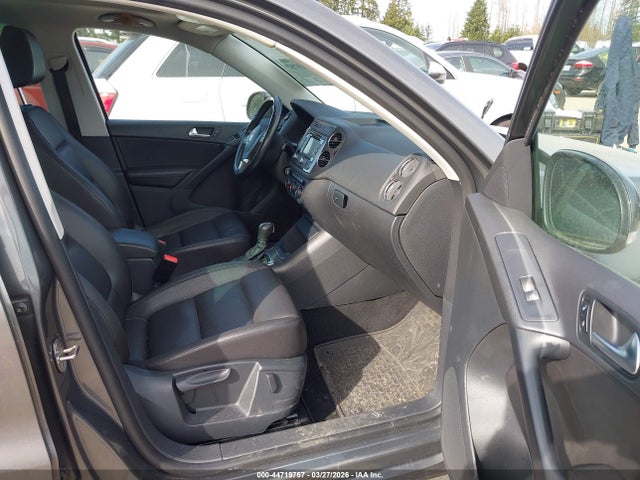 2013 Volkswagen Tiguan Se მანქანა იყიდება აუქციონზე, vin: WVGBV3AX7DW612248, აუქციონის ნომერი: 44719757