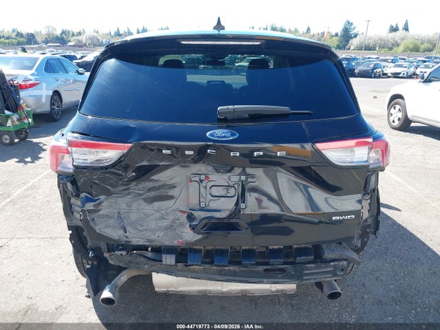 1FMCU9H96NUA45190 Ford ESCAPE SEL