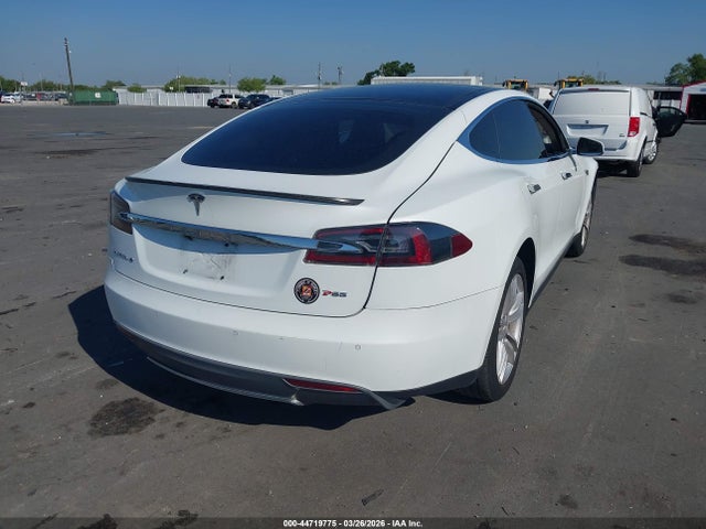 2014 TESLA MODEL S 5YJSA1H11EFP40593 Photo 3