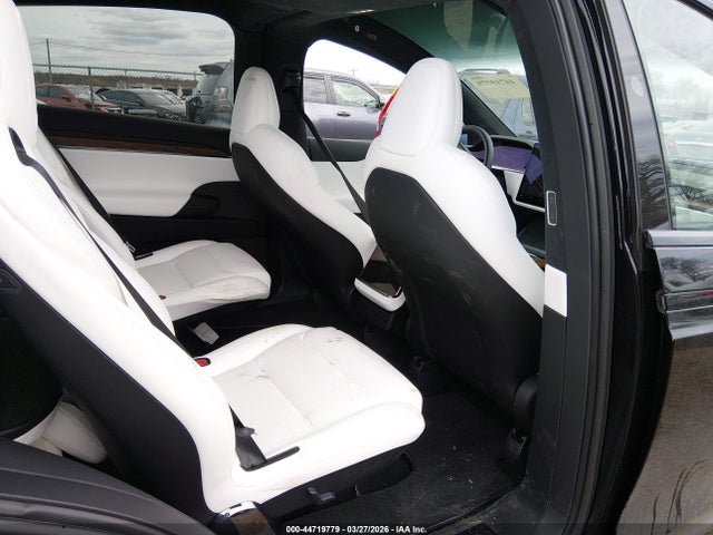 2026 Tesla Model X All-wheel Drive მანქანა იყიდება აუქციონზე, vin: 7SAXCBE54TF478419, აუქციონის ნომერი: 44719779
