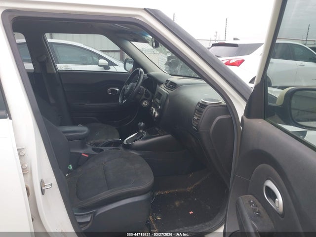 Продаж на аукціоні авто 2015 Kia Soul, vin: KNDJN2A21F7149891, номер лоту: 44719821