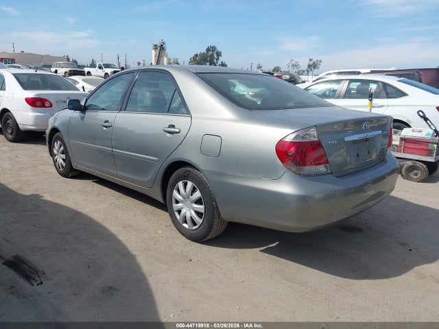 2006 TOYOTA CAMRY 4T1BE32K86U655109 Photo 2