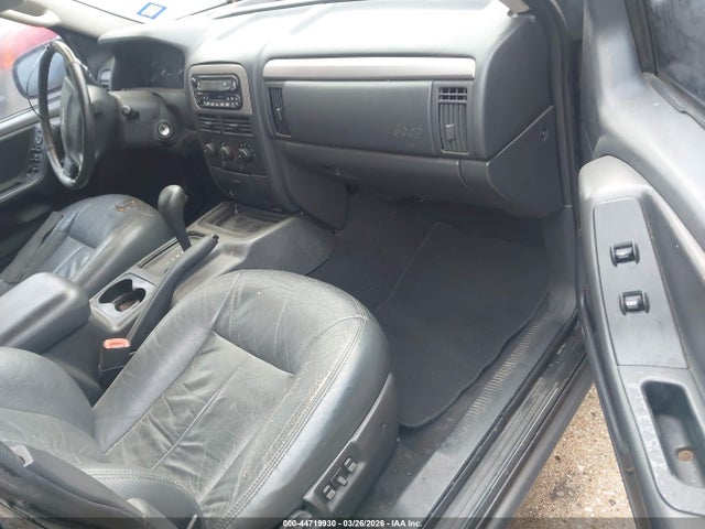 Продажа на аукционе авто 2002 Jeep Grand Cherokee Sport, vin: 1J4GX38S02C179766, номер лота: 44719930