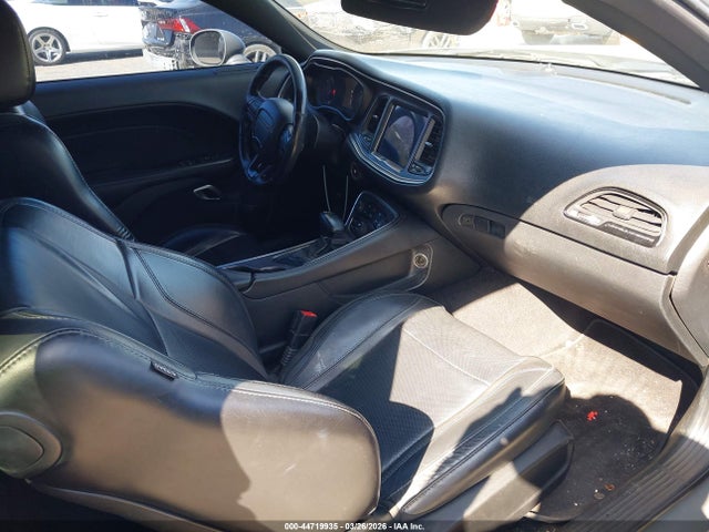 Продажа на аукционе авто 2017 Dodge Challenger Sxt Plus, vin: 2C3CDZAGXHH648989, номер лота: 44719935