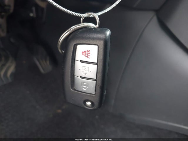 2017 Nissan Rogue S მანქანა იყიდება აუქციონზე, vin: 5N1AT2MVXHC812909, აუქციონის ნომერი: 44719953